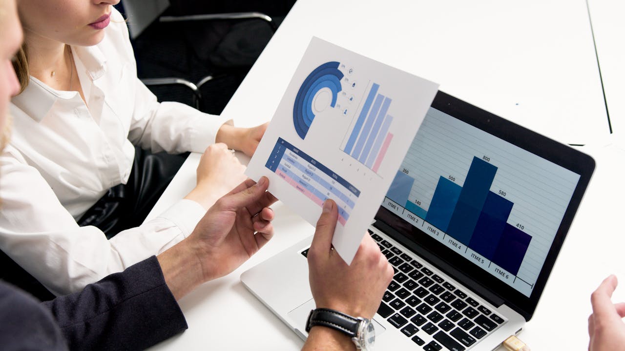 img-corporate advisory services